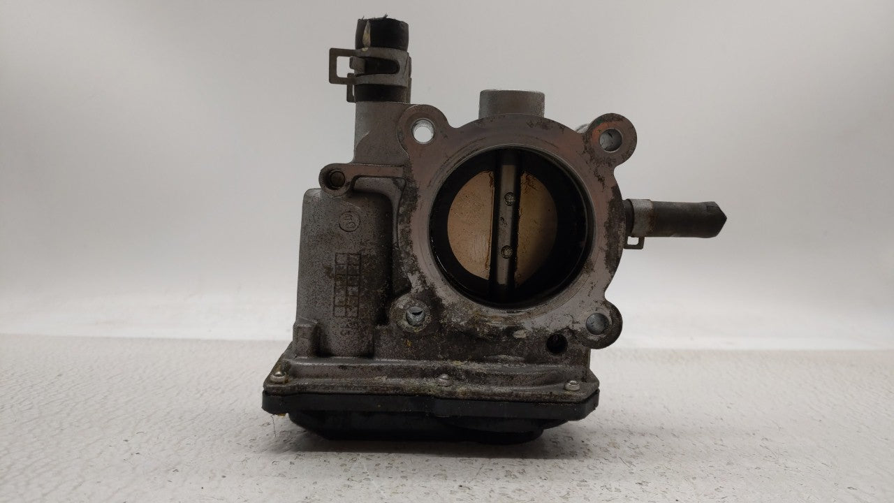 2012-2019 Kia Soul Throttle Body P/N:5302-1S02 35100-2B300 Fits Fits 2012 2013 2014 2015 2016 2017 2018 2019 OEM Used Auto P