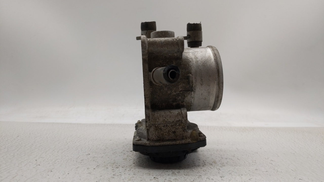 2012-2019 Kia Soul Throttle Body P/N:5302-1S02 35100-2B300 Fits Fits 2012 2013 2014 2015 2016 2017 2018 2019 OEM Used Auto P