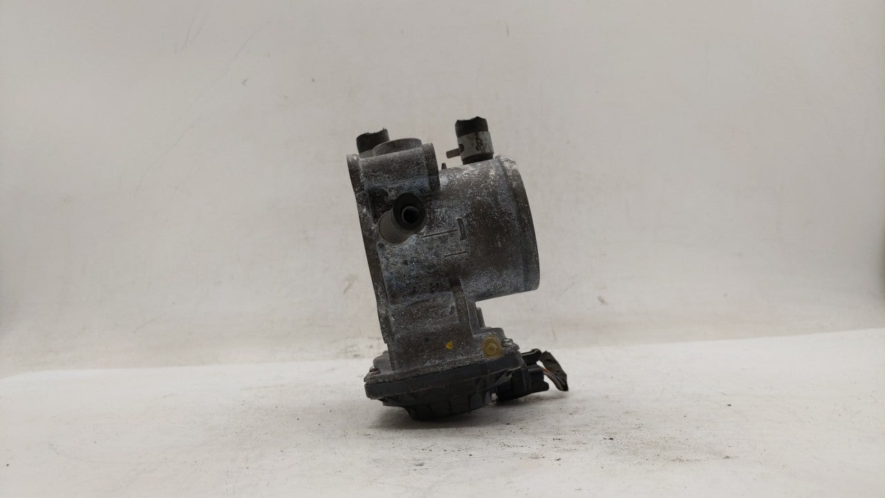 2012-2019 Kia Soul Throttle Body P/N:5302-1S02 35100-2B300 Fits Fits 2012 2013 2014 2015 2016 2017 2018 2019 OEM Used Auto P
