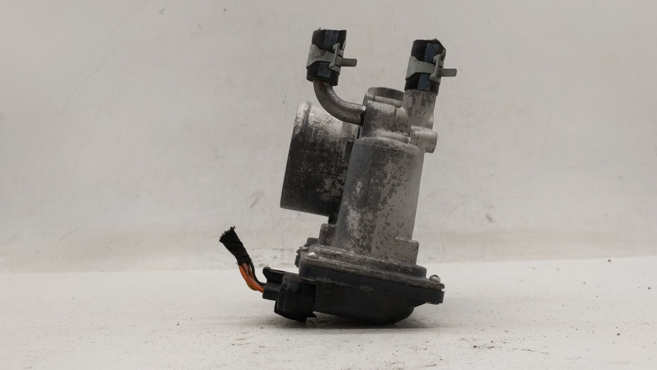 2012-2019 Kia Soul Throttle Body P/N:5302-1S02 35100-2B300 Fits Fits 2012 2013 2014 2015 2016 2017 2018 2019 OEM Used Auto P