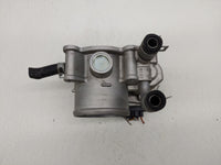 2012-2019 Kia Soul Throttle Body P/N:5302-1S02 35100-2B300 Fits Fits 2012 2013 2014 2015 2016 2017 2018 2019 OEM Used Auto P