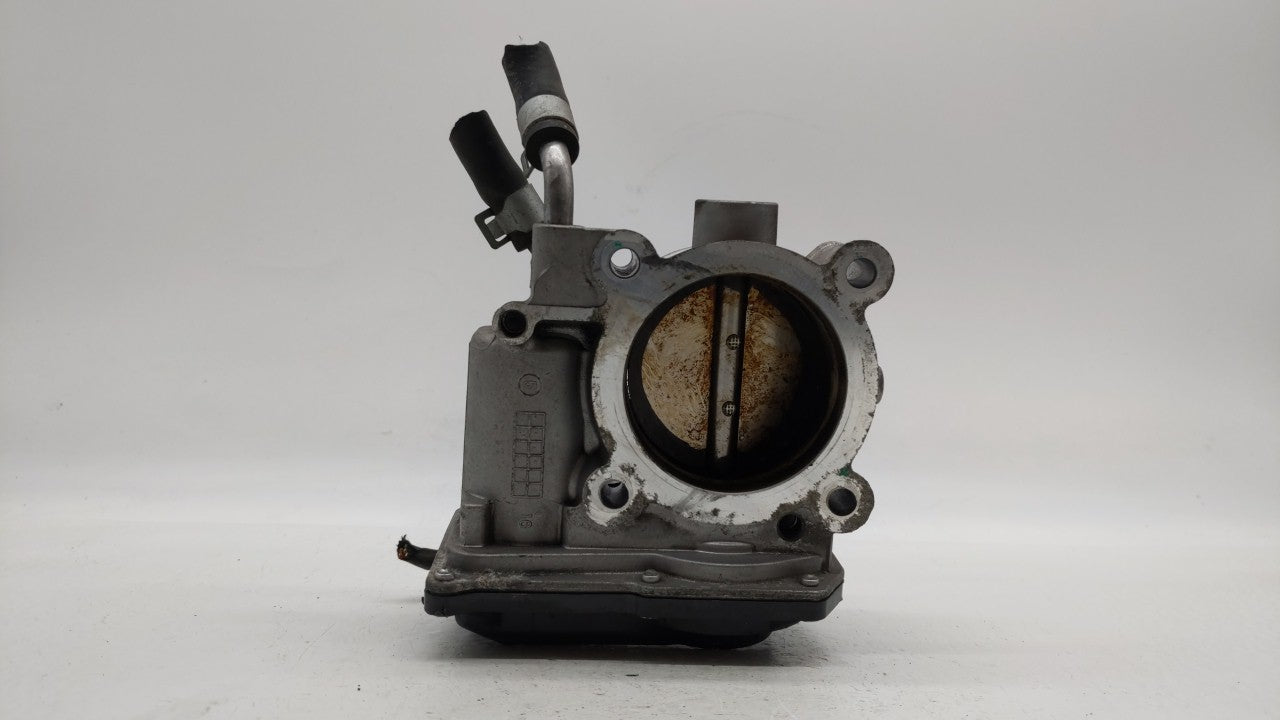 2014-2019 Kia Soul Throttle Body P/N:35100-2E000 Fits Fits 2011 2012 2013 2014 2015 2016 2017 2018 2019 OEM Used Auto Parts 