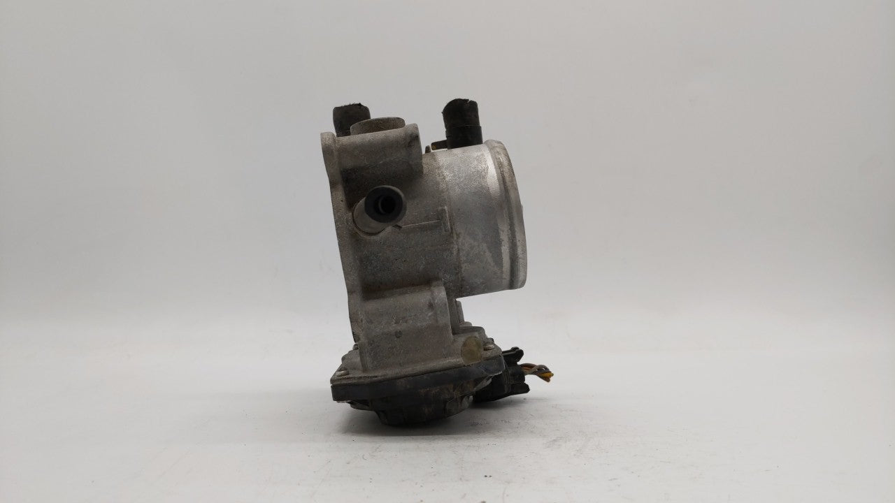 2012-2019 Kia Soul Throttle Body P/N:5302-1S02 35100-2B300 Fits Fits 2012 2013 2014 2015 2016 2017 2018 2019 OEM Used Auto P