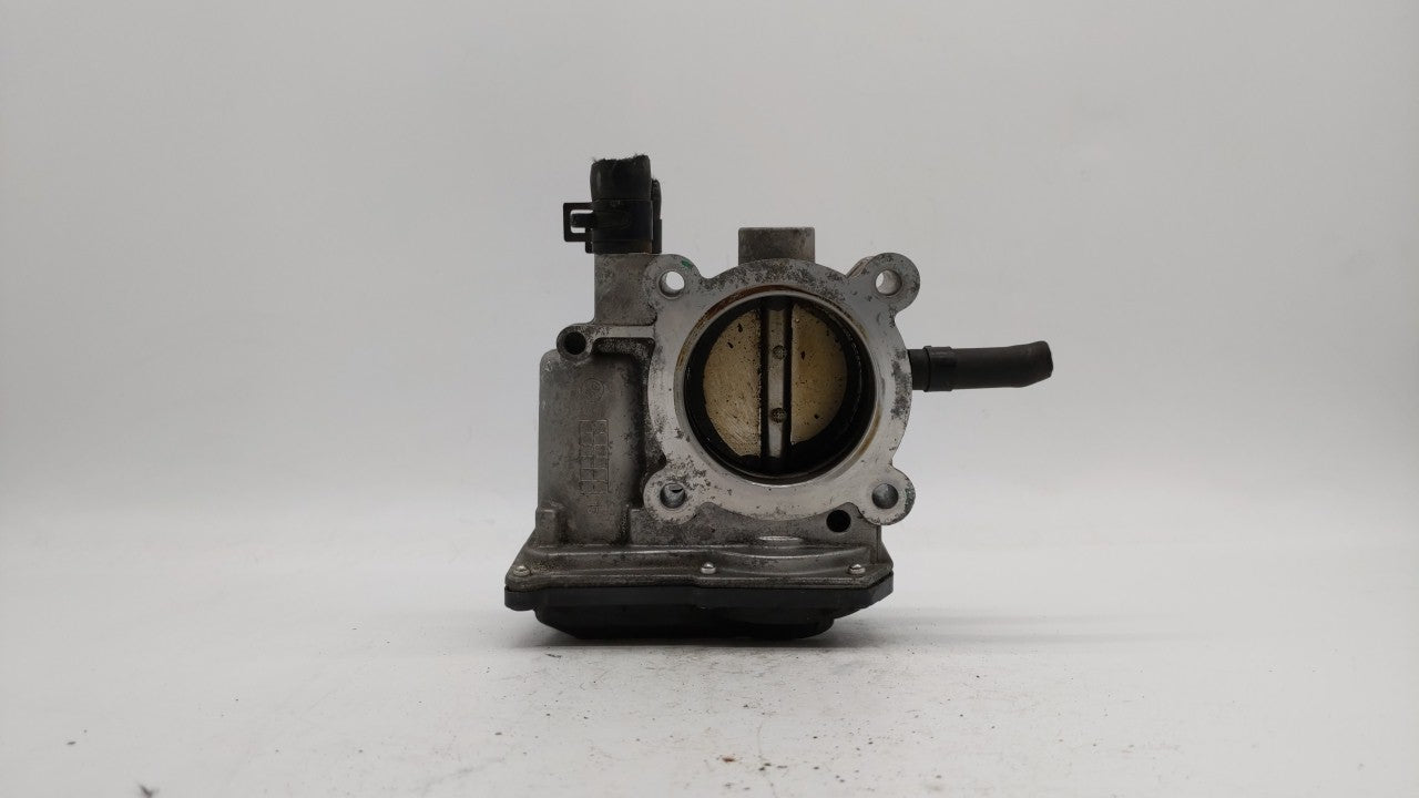 2012-2019 Kia Soul Throttle Body P/N:5302-1S02 35100-2B300 Fits Fits 2012 2013 2014 2015 2016 2017 2018 2019 OEM Used Auto P