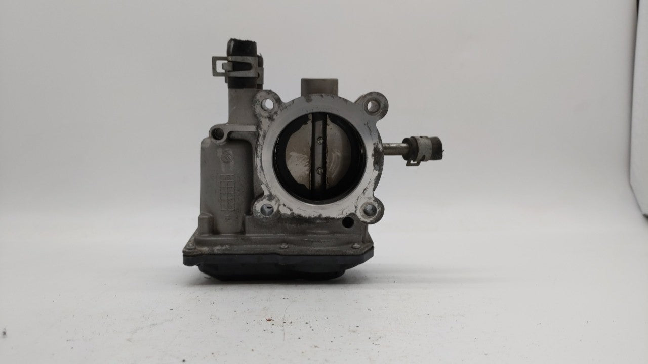 2012-2019 Kia Soul Throttle Body P/N:5302-1S02 35100-2B300 Fits Fits 2012 2013 2014 2015 2016 2017 2018 2019 OEM Used Auto P