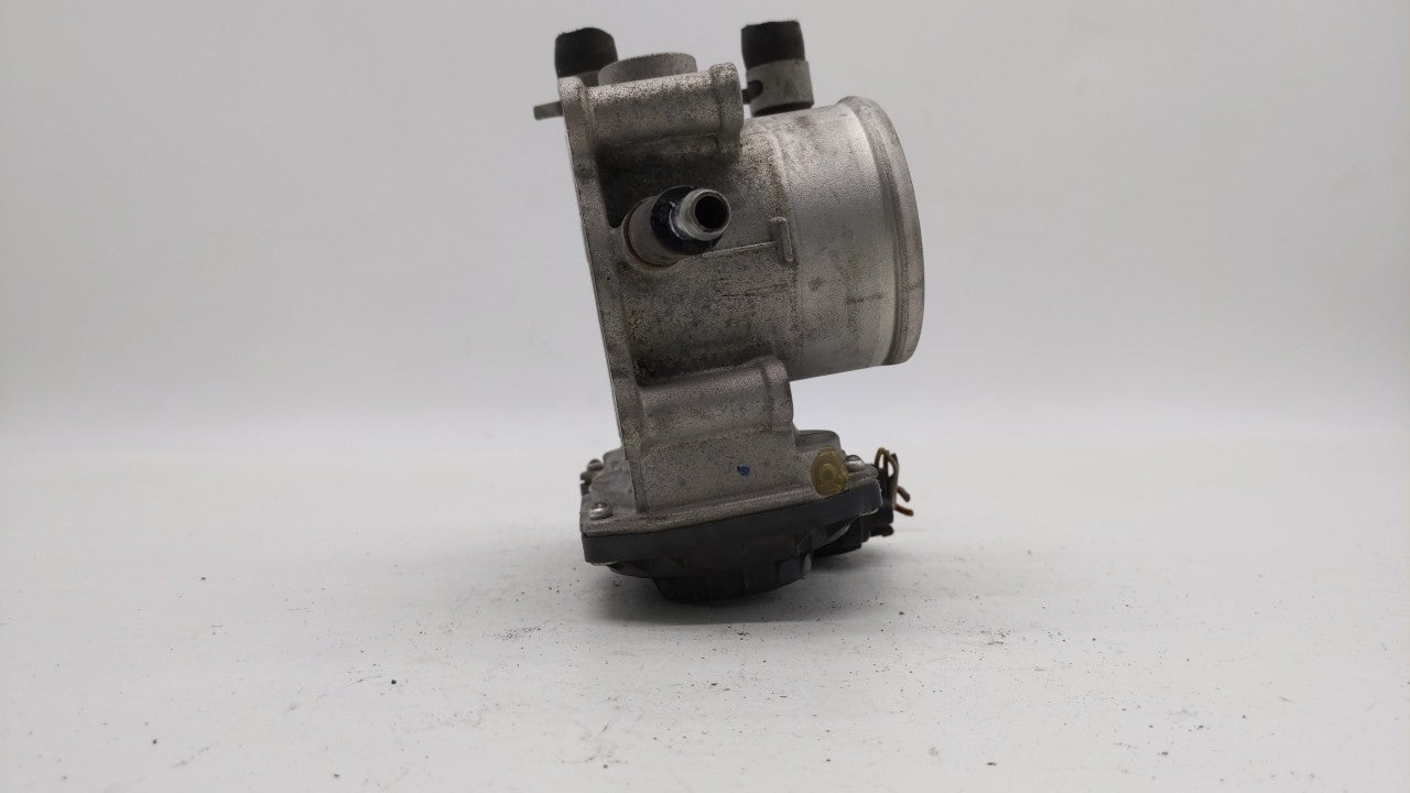 2012-2019 Kia Soul Throttle Body P/N:5302-1S02 35100-2B300 Fits Fits 2012 2013 2014 2015 2016 2017 2018 2019 OEM Used Auto P