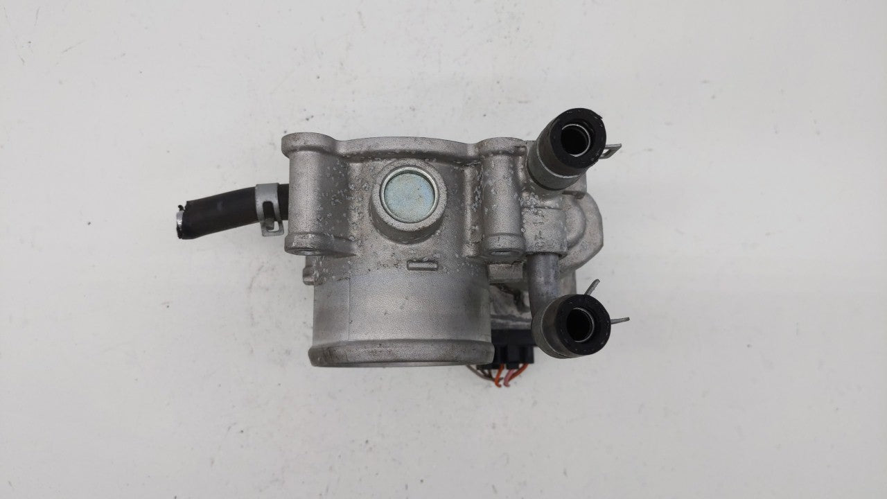 2012-2019 Kia Soul Throttle Body P/N:5302-1S02 35100-2B300 Fits Fits 2012 2013 2014 2015 2016 2017 2018 2019 OEM Used Auto P
