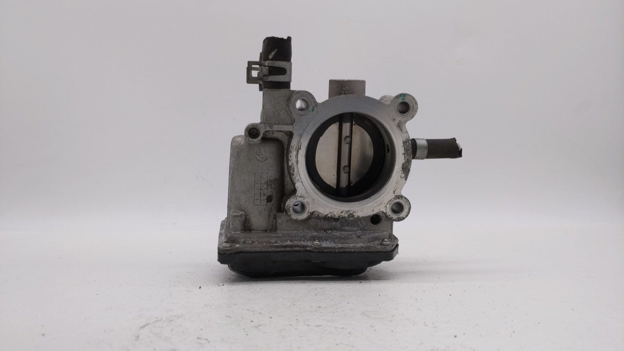 2012-2019 Kia Soul Throttle Body P/N:5302-1S02 35100-2B300 Fits Fits 2012 2013 2014 2015 2016 2017 2018 2019 OEM Used Auto P