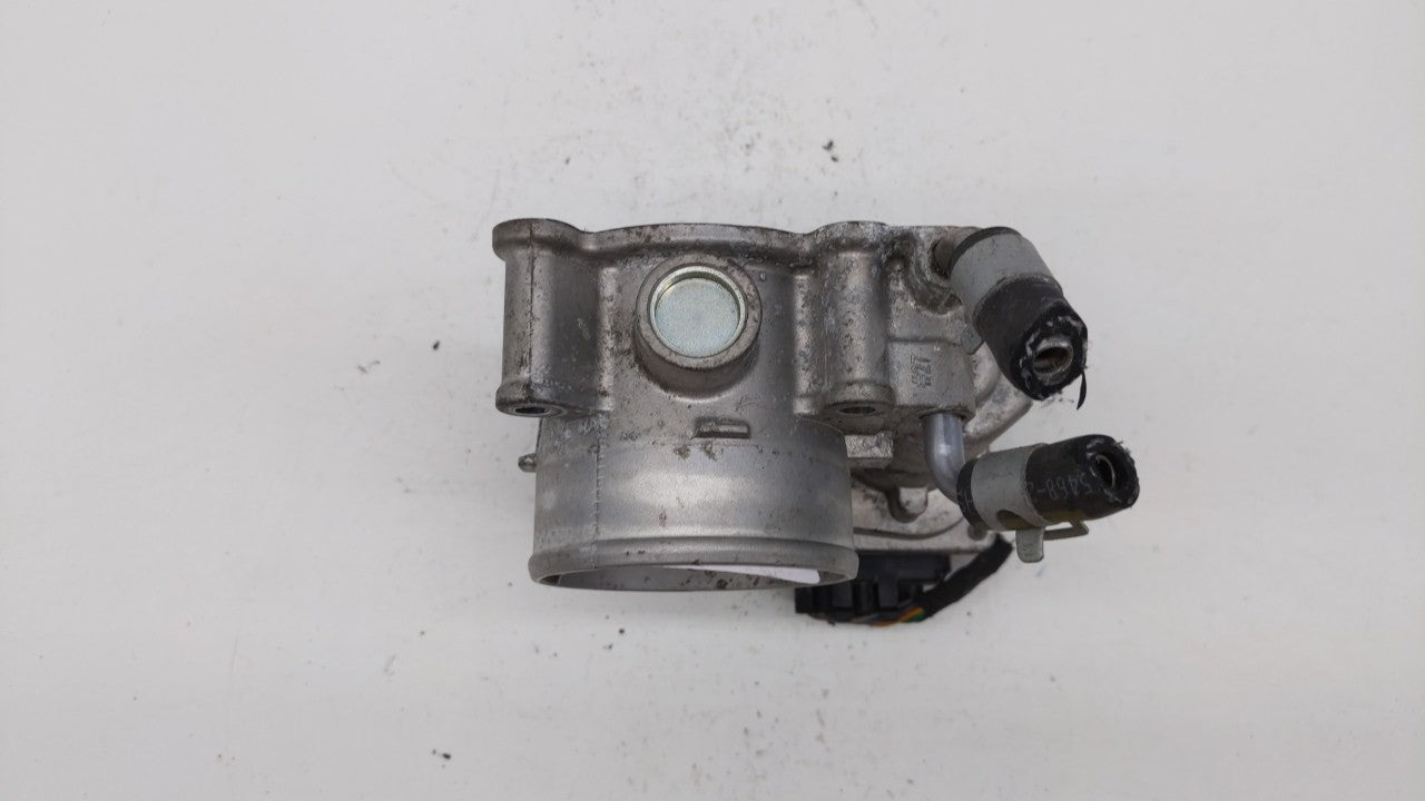 2014-2019 Kia Soul Throttle Body P/N:35100-2E000 Fits Fits 2011 2012 2013 2014 2015 2016 2017 2018 2019 OEM Used Auto Parts 