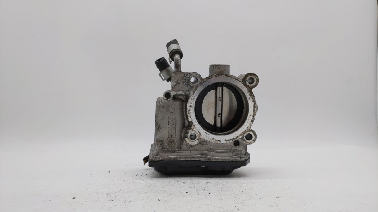 2014-2019 Kia Soul Throttle Body P/N:35100-2E000 Fits Fits 2011 2012 2013 2014 2015 2016 2017 2018 2019 OEM Used Auto Parts 