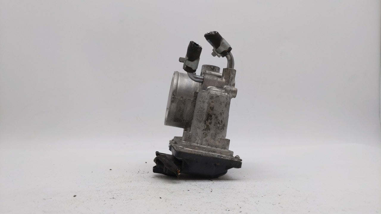 2014-2019 Kia Soul Throttle Body P/N:35100-2E000 Fits Fits 2011 2012 2013 2014 2015 2016 2017 2018 2019 OEM Used Auto Parts 