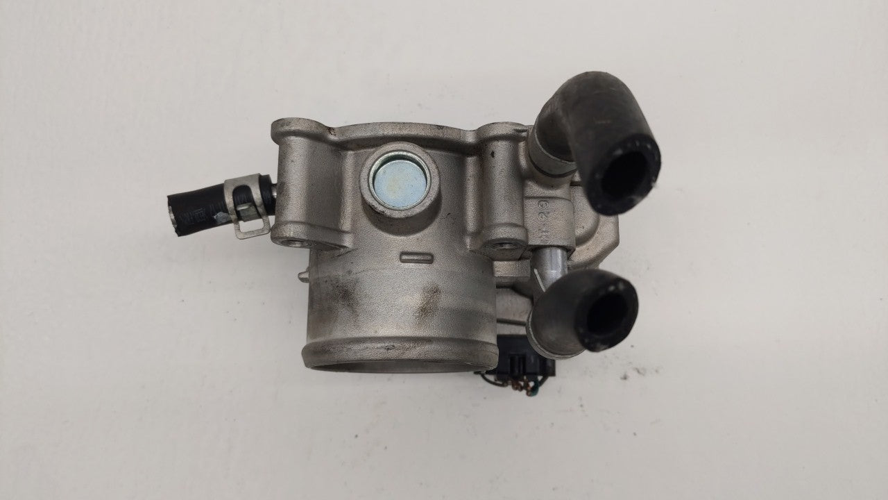 2012-2019 Kia Soul Throttle Body P/N:5302-1S02 35100-2B300 Fits Fits 2012 2013 2014 2015 2016 2017 2018 2019 OEM Used Auto P