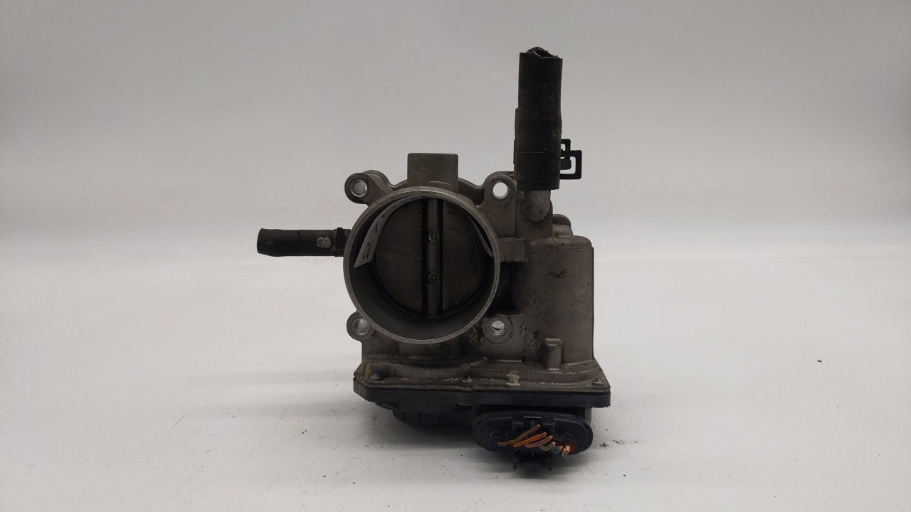 2012-2019 Kia Soul Throttle Body P/N:5302-1S02 35100-2B300 Fits Fits 2012 2013 2014 2015 2016 2017 2018 2019 OEM Used Auto P