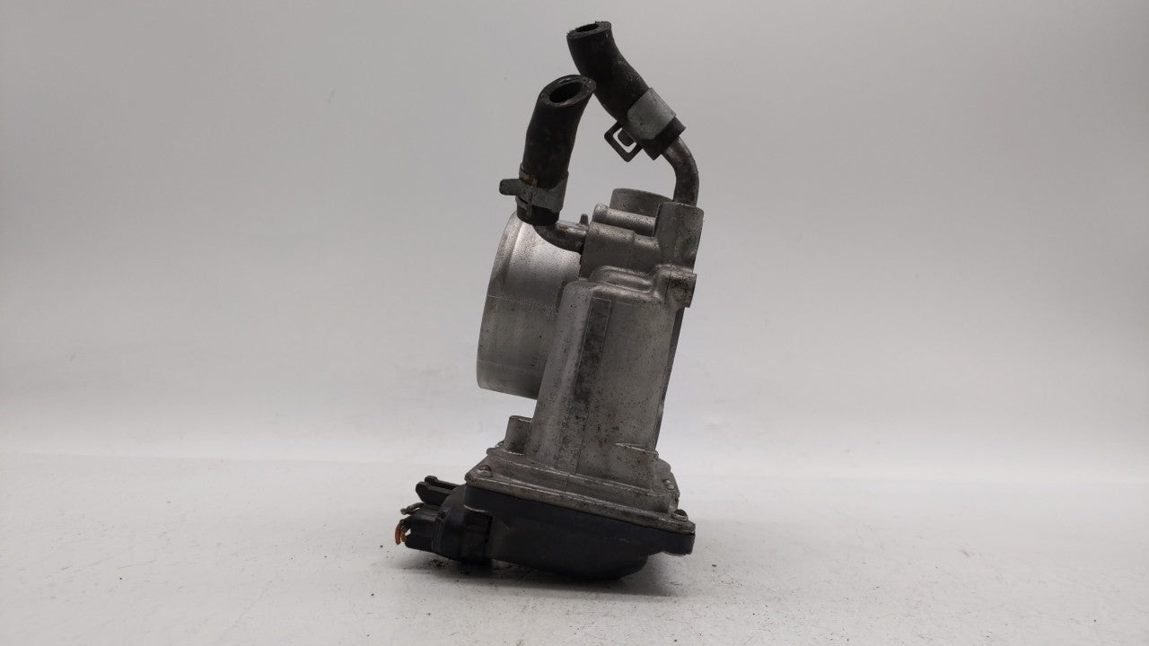 2014-2019 Kia Soul Throttle Body P/N:35100-2E000 Fits Fits 2011 2012 2013 2014 2015 2016 2017 2018 2019 OEM Used Auto Parts 