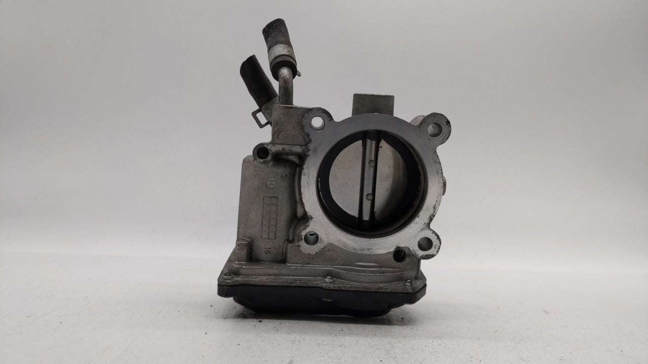 2014-2019 Kia Soul Throttle Body P/N:35100-2E000 Fits Fits 2011 2012 2013 2014 2015 2016 2017 2018 2019 OEM Used Auto Parts 