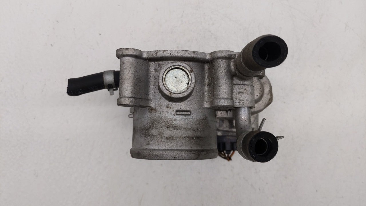 2012-2019 Kia Soul Throttle Body P/N:5302-1S02 35100-2B300 Fits Fits 2012 2013 2014 2015 2016 2017 2018 2019 OEM Used Auto P