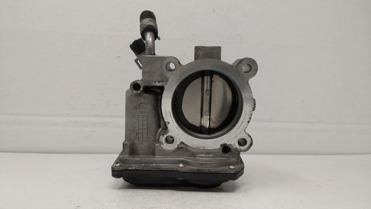 2014-2019 Kia Soul Throttle Body P/N:35100-2E000 Fits Fits 2011 2012 2013 2014 2015 2016 2017 2018 2019 OEM Used Auto Parts 