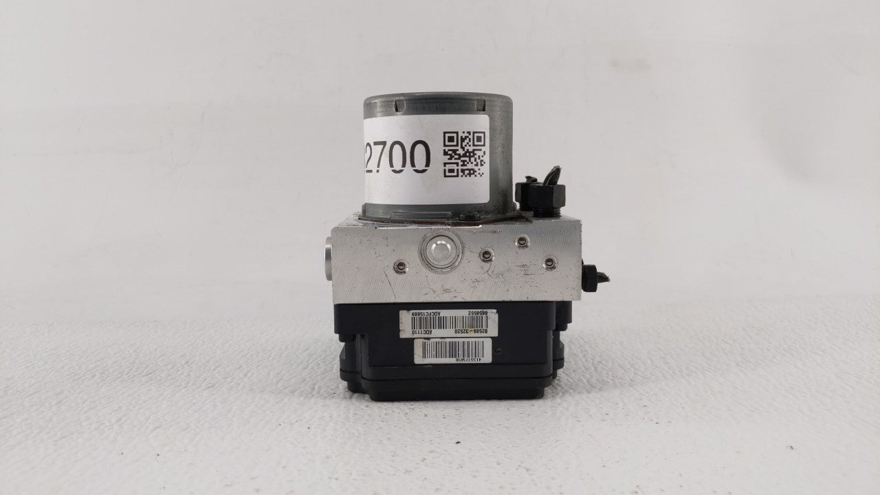 2016 Kia Soul ABS Pump Control Module Replacement P/N:58900-B2720 58920-B2720 Fits OEM Used Auto Parts - Oemusedautoparts1.c