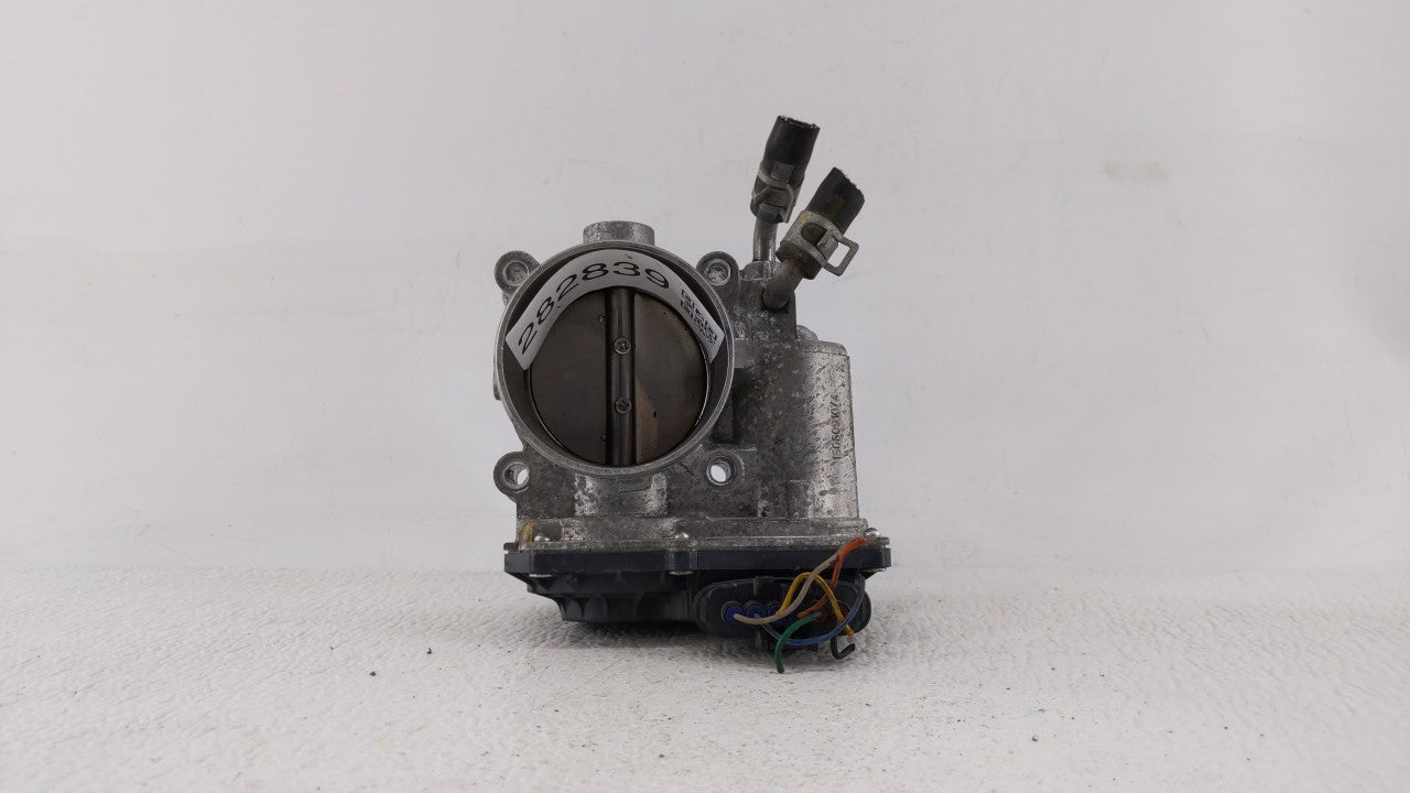 2014-2019 Kia Soul Throttle Body P/N:35100-2E000 Fits Fits 2011 2012 2013 2014 2015 2016 2017 2018 2019 OEM Used Auto Parts 