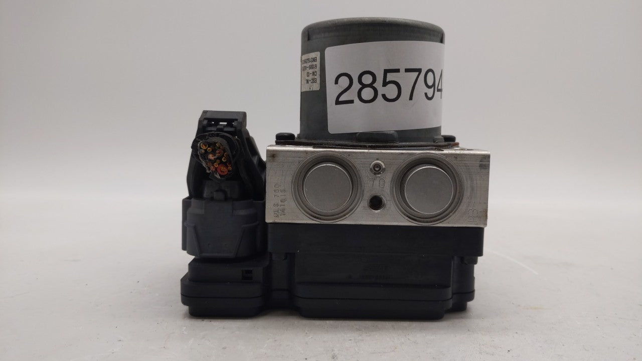 2016 Kia Soul ABS Pump Control Module Replacement P/N:58900-B2720 58920-B2720 Fits OEM Used Auto Parts - Oemusedautoparts1.c