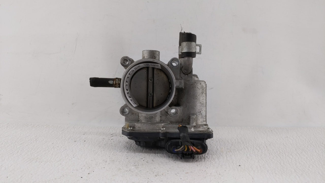 2012-2019 Kia Soul Throttle Body P/N:35100-2B310 5302-1S02, 35100-2B300 Fits Fits 2012 2013 2014 2015 2016 2017 2018 2019 OE
