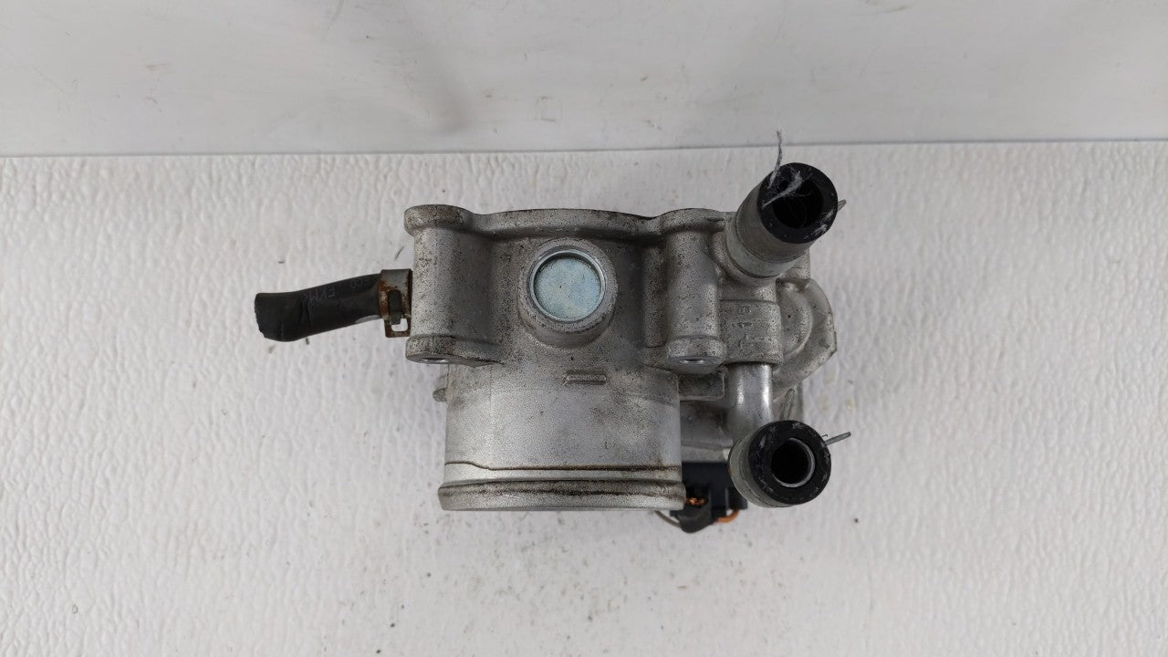 2012-2019 Kia Soul Throttle Body P/N:35100-2B310 5302-1S02, 35100-2B300 Fits Fits 2012 2013 2014 2015 2016 2017 2018 2019 OE