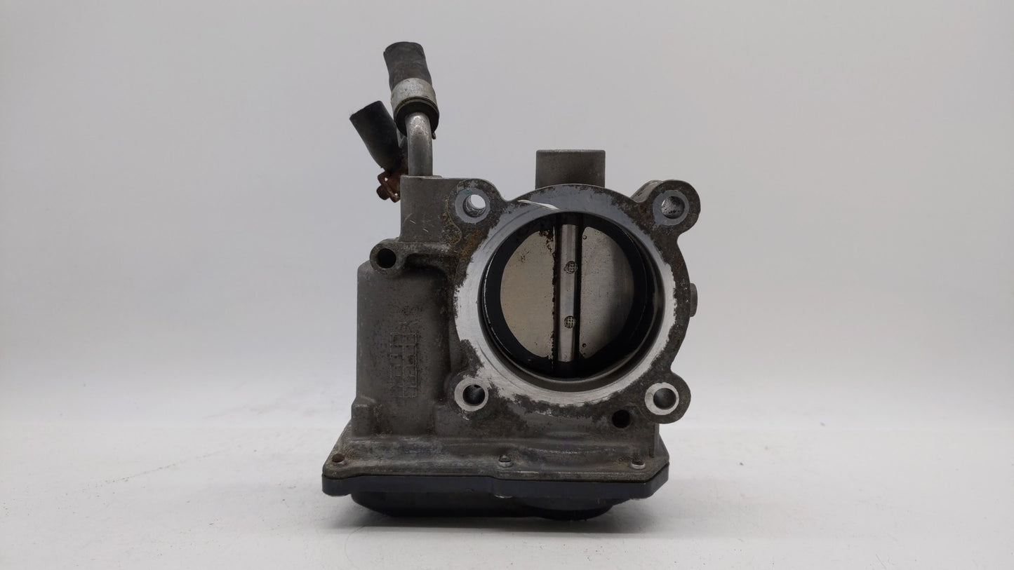 2014-2019 Kia Soul Throttle Body P/N:35100-2E710 35100-2E000 Fits Fits 2011 2012 2013 2014 2015 2016 2017 2018 2019 OEM Used