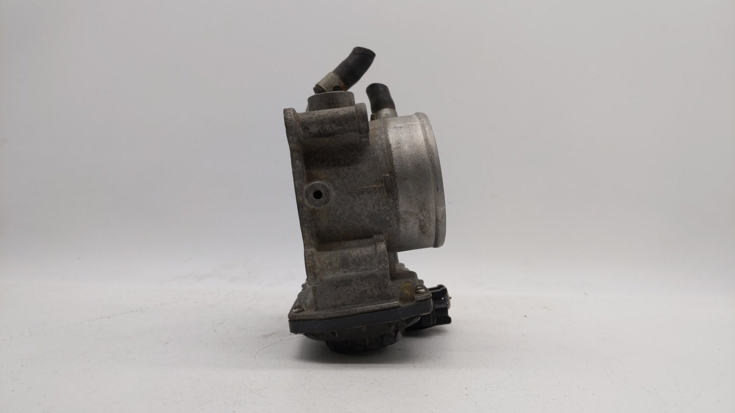 2014-2019 Kia Soul Throttle Body P/N:35100-2E710 35100-2E000 Fits Fits 2011 2012 2013 2014 2015 2016 2017 2018 2019 OEM Used