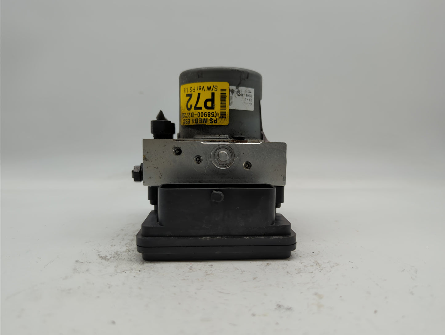 2016 Kia Soul ABS Pump Control Module Replacement P/N:58900-B2720 58920-B2720 Fits OEM Used Auto Parts - Oemusedautoparts1.c