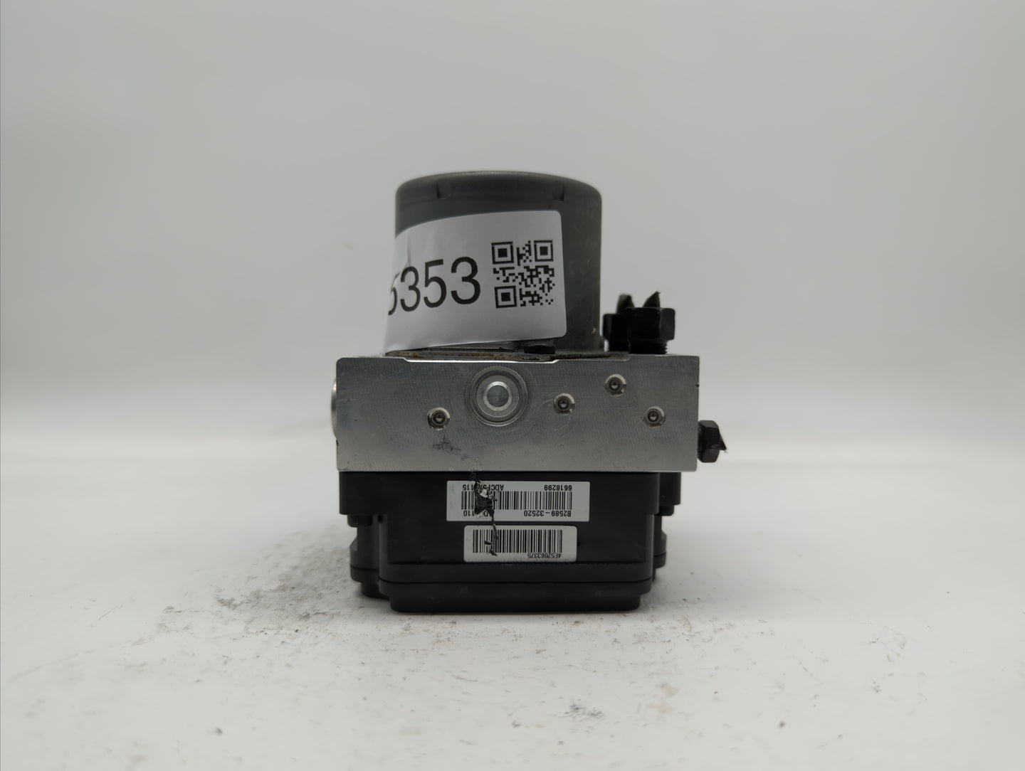 2016 Kia Soul ABS Pump Control Module Replacement P/N:58900-B2720 58920-B2720 Fits OEM Used Auto Parts - Oemusedautoparts1.c