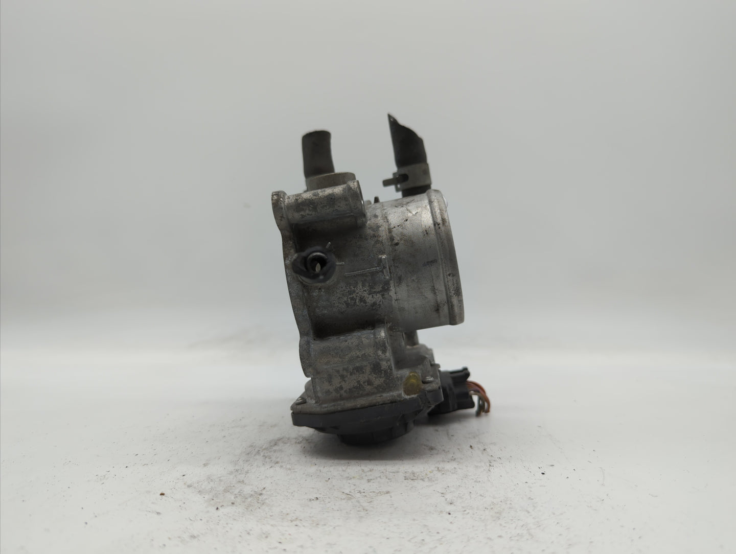 2012-2019 Kia Soul Throttle Body P/N:35100-2B310 5302-1S02, 35100-2B300 Fits Fits 2012 2013 2014 2015 2016 2017 2018 2019 OE