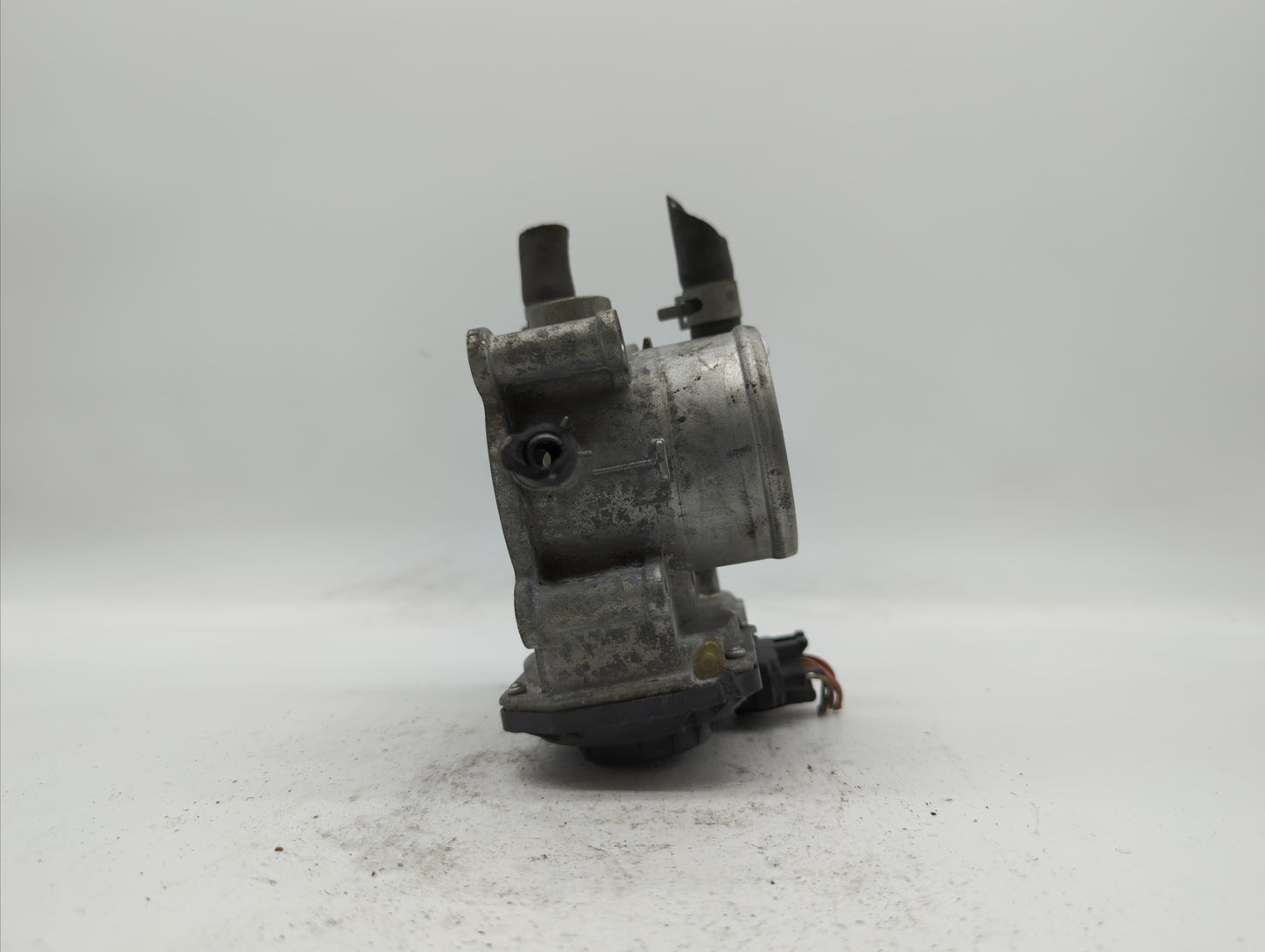2012-2019 Kia Soul Throttle Body P/N:35100-2B310 5302-1S02, 35100-2B300 Fits Fits 2012 2013 2014 2015 2016 2017 2018 2019 OE