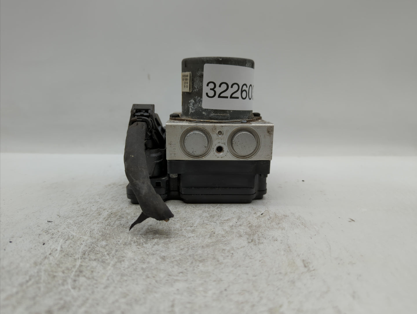 2016 Kia Soul ABS Pump Control Module Replacement P/N:58900-B2720 58920-B2720 Fits OEM Used Auto Parts - Oemusedautoparts1.c