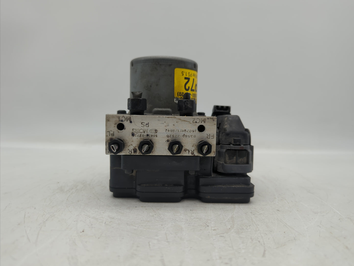 2016 Kia Soul ABS Pump Control Module Replacement P/N:58900-B2720 58920-B2720 Fits OEM Used Auto Parts - Oemusedautoparts1.c