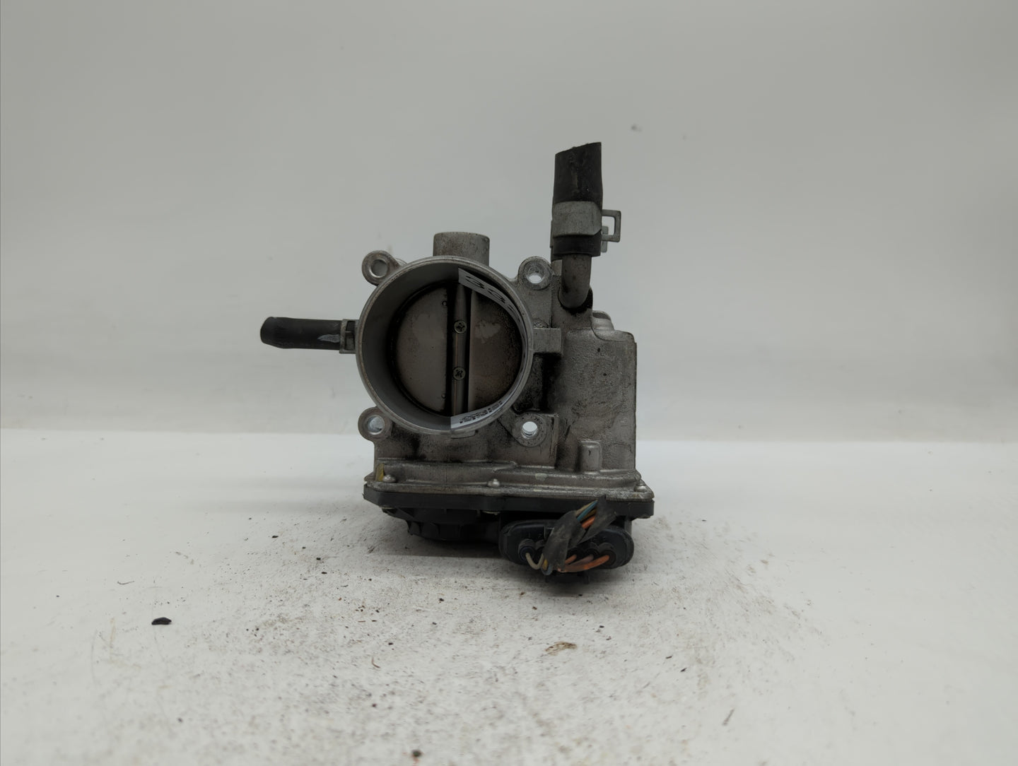 2012-2019 Kia Soul Throttle Body P/N:35100-2B310 5302-1S02, 35100-2B300 Fits Fits 2012 2013 2014 2015 2016 2017 2018 2019 OE