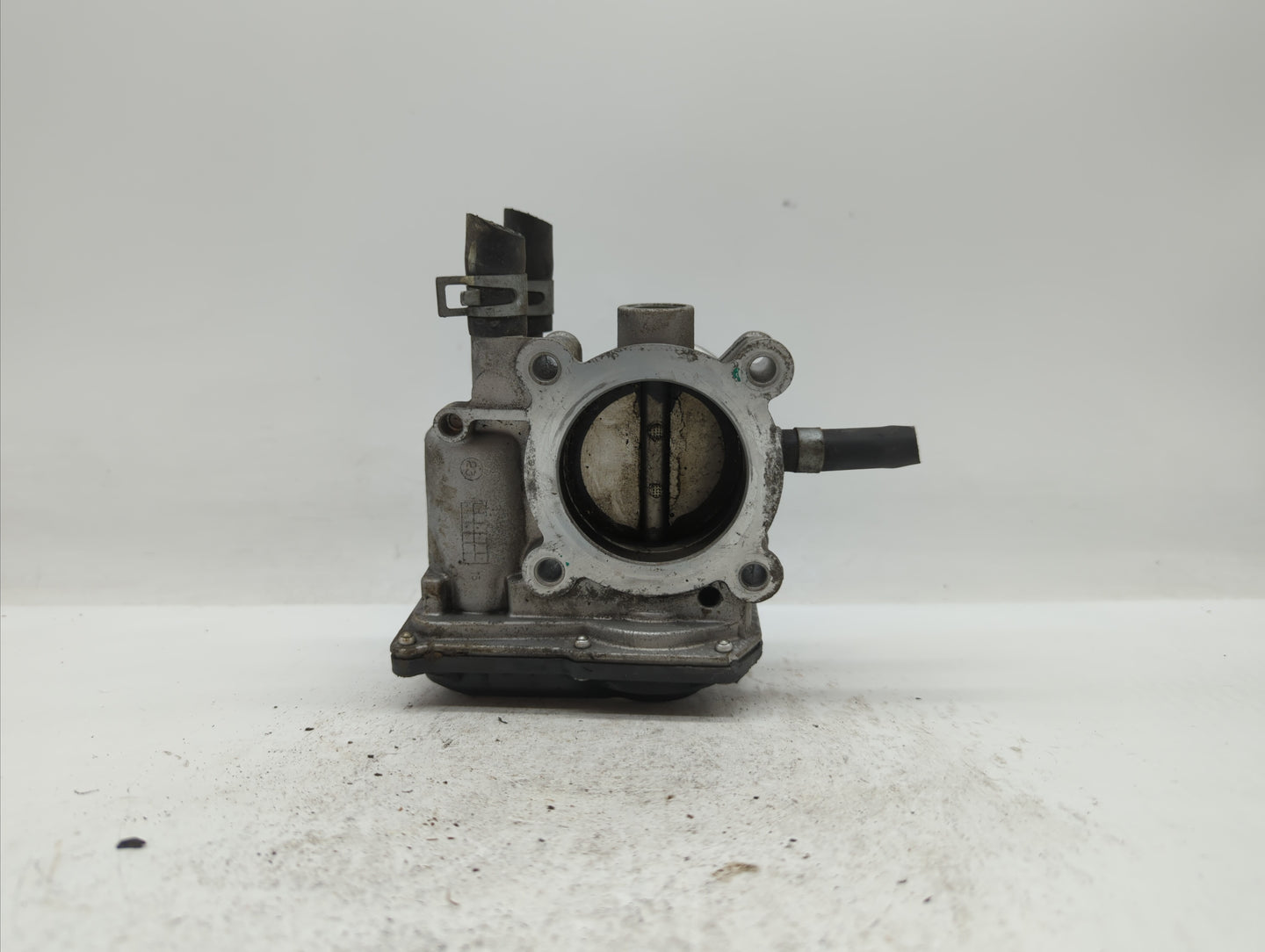 2012-2019 Kia Soul Throttle Body P/N:35100-2B310 5302-1S02, 35100-2B300 Fits Fits 2012 2013 2014 2015 2016 2017 2018 2019 OE