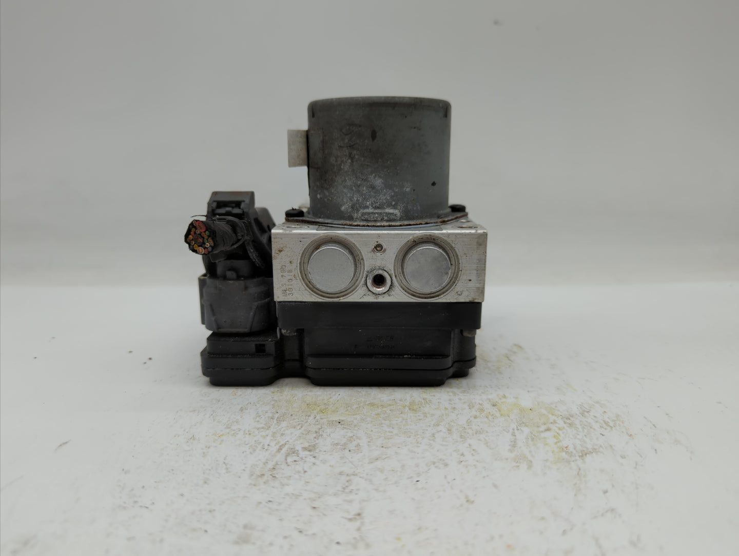 2016 Kia Soul ABS Pump Control Module Replacement P/N:58900-B2720 58920-B2720 Fits OEM Used Auto Parts - Oemusedautoparts1.c