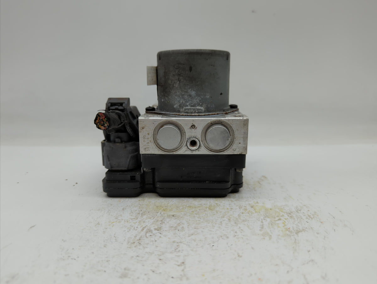 2016 Kia Soul Anti-Lock Brake ABS Pump Module Actuator OEM P/N:58900-B2720 58920-B2720 Fits OEM Used Auto Parts - Oemusedaut