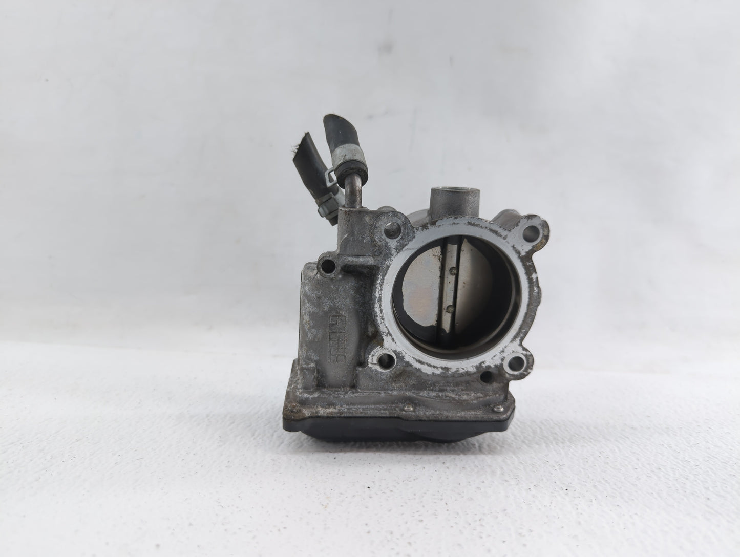 2014-2019 Kia Soul Throttle Body P/N:35100-2E000 1302150124, 35100-2E710 Fits Fits 2011 2012 2013 2014 2015 2016 2017 2018 2