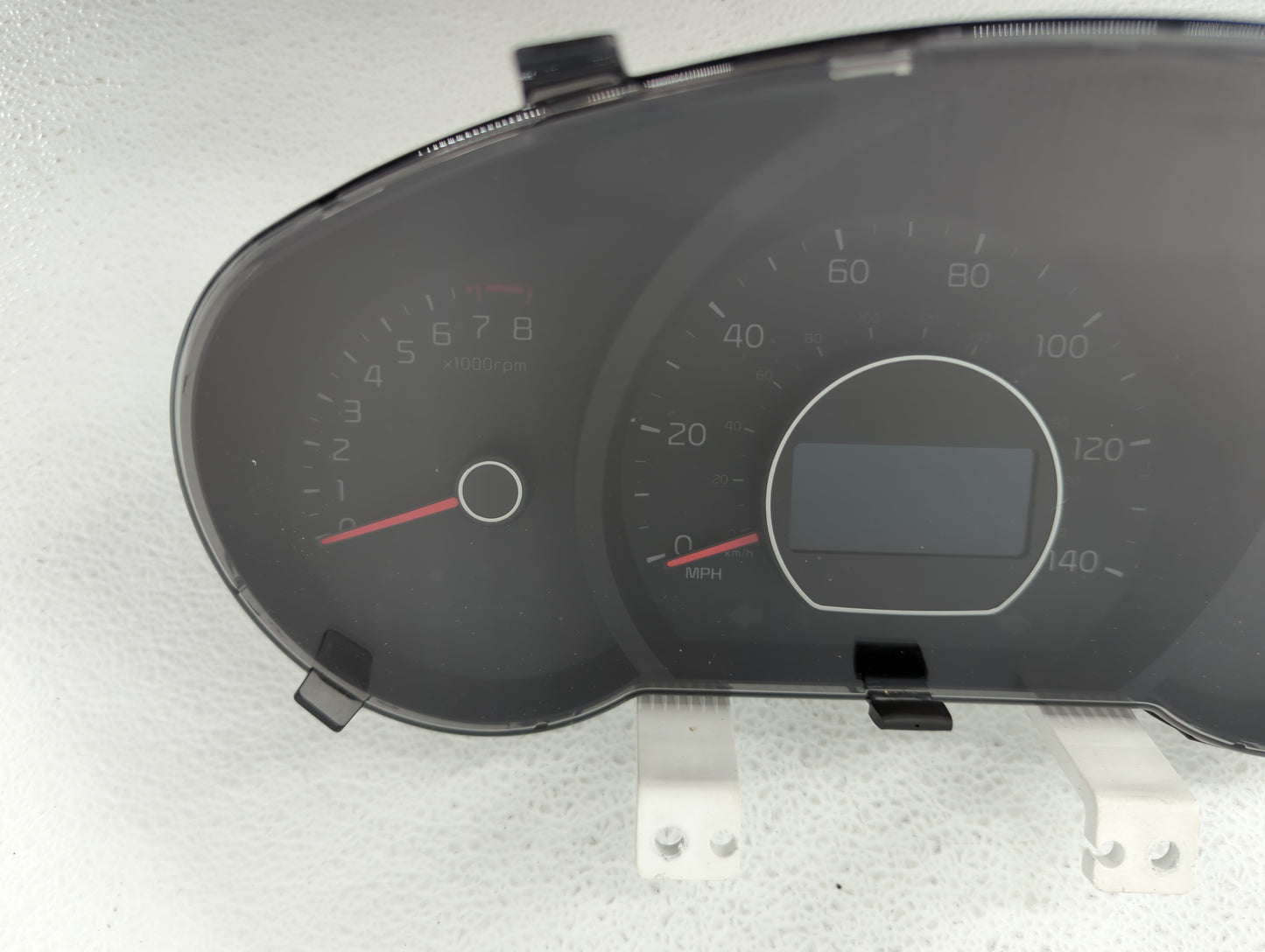 2016 Kia Soul Instrument Cluster Speedometer Gauges P/N:94006-B2600 Fits OEM Used Auto Parts - Oemusedautoparts1.com