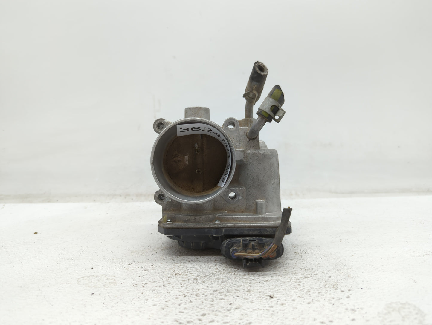 2014-2019 Kia Soul Throttle Body P/N:35100-2E000 1302150124, 35100-2E710 Fits Fits 2011 2012 2013 2014 2015 2016 2017 2018 2