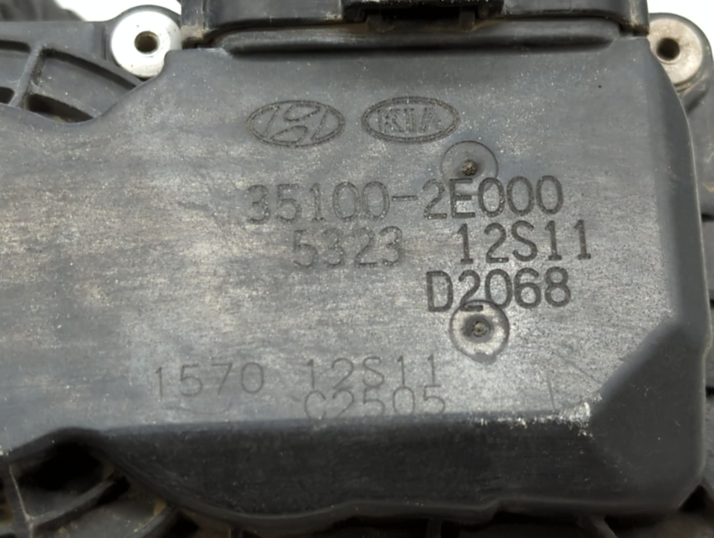 2014-2019 Kia Soul Throttle Body P/N:35100-2E000 1302150124, 35100-2E710 Fits Fits 2011 2012 2013 2014 2015 2016 2017 2018 2