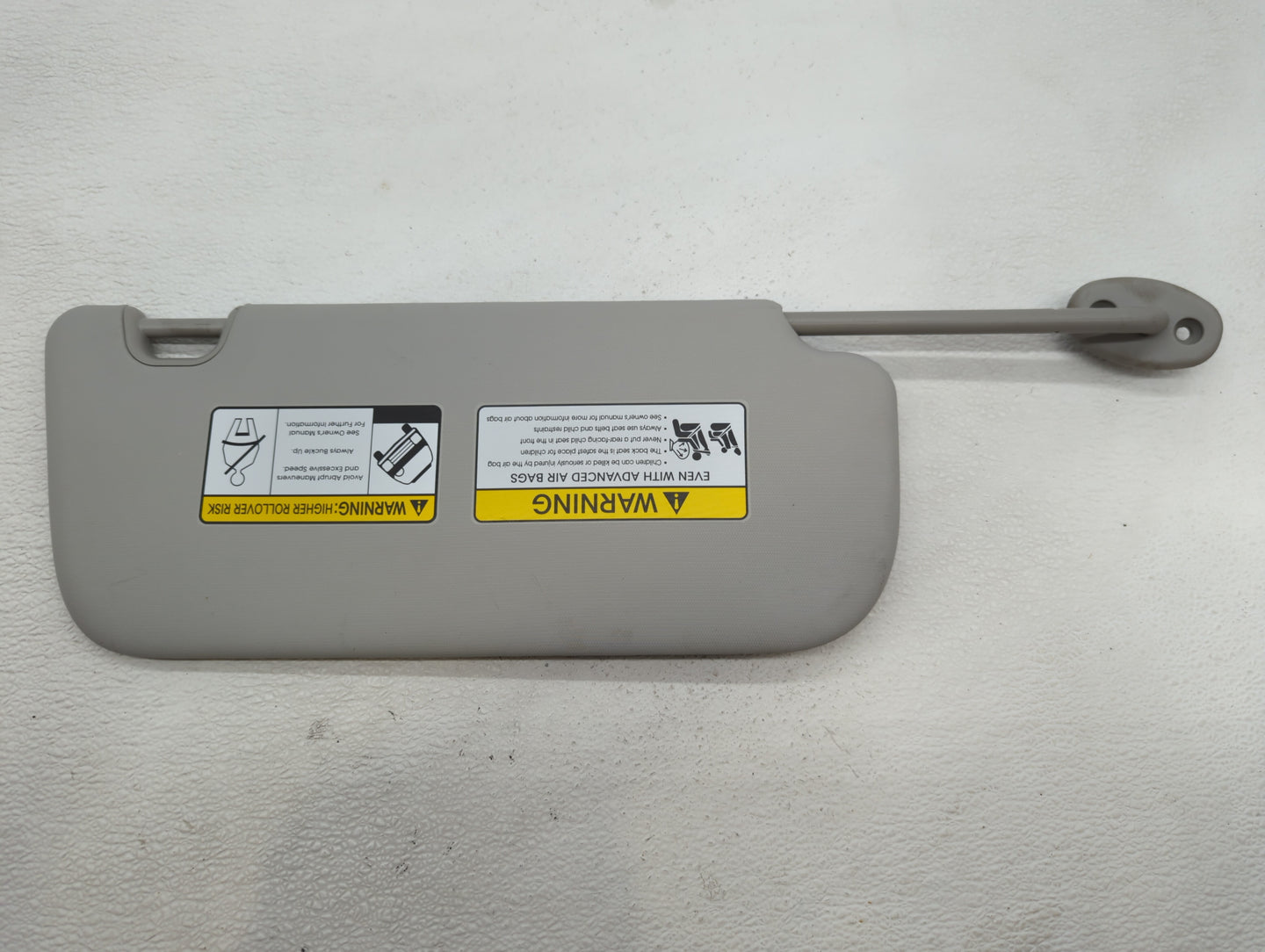 2014-2019 Kia Soul Sun Visor Shade Replacement Driver Left Mirror Fits Fits 2014 2015 2016 2017 2018 2019 OEM Used Auto Part