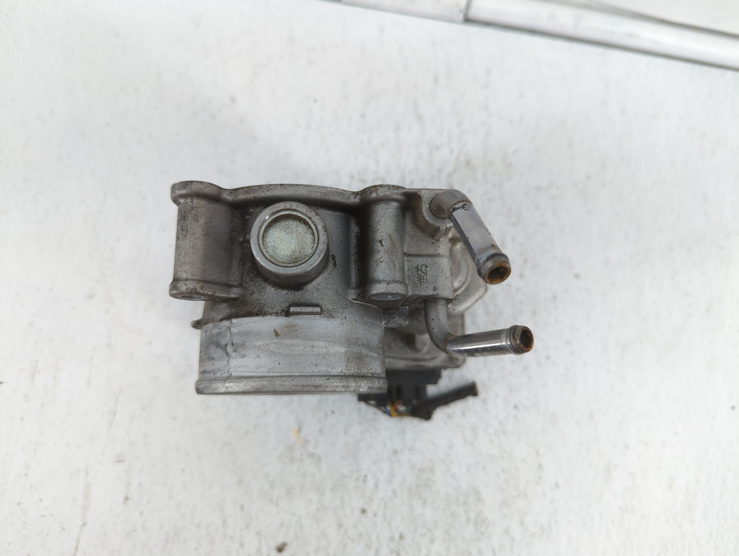 2014-2019 Kia Soul Throttle Body P/N:35100-2E000 1302150124, 35100-2E710 Fits Fits 2011 2012 2013 2014 2015 2016 2017 2018 2