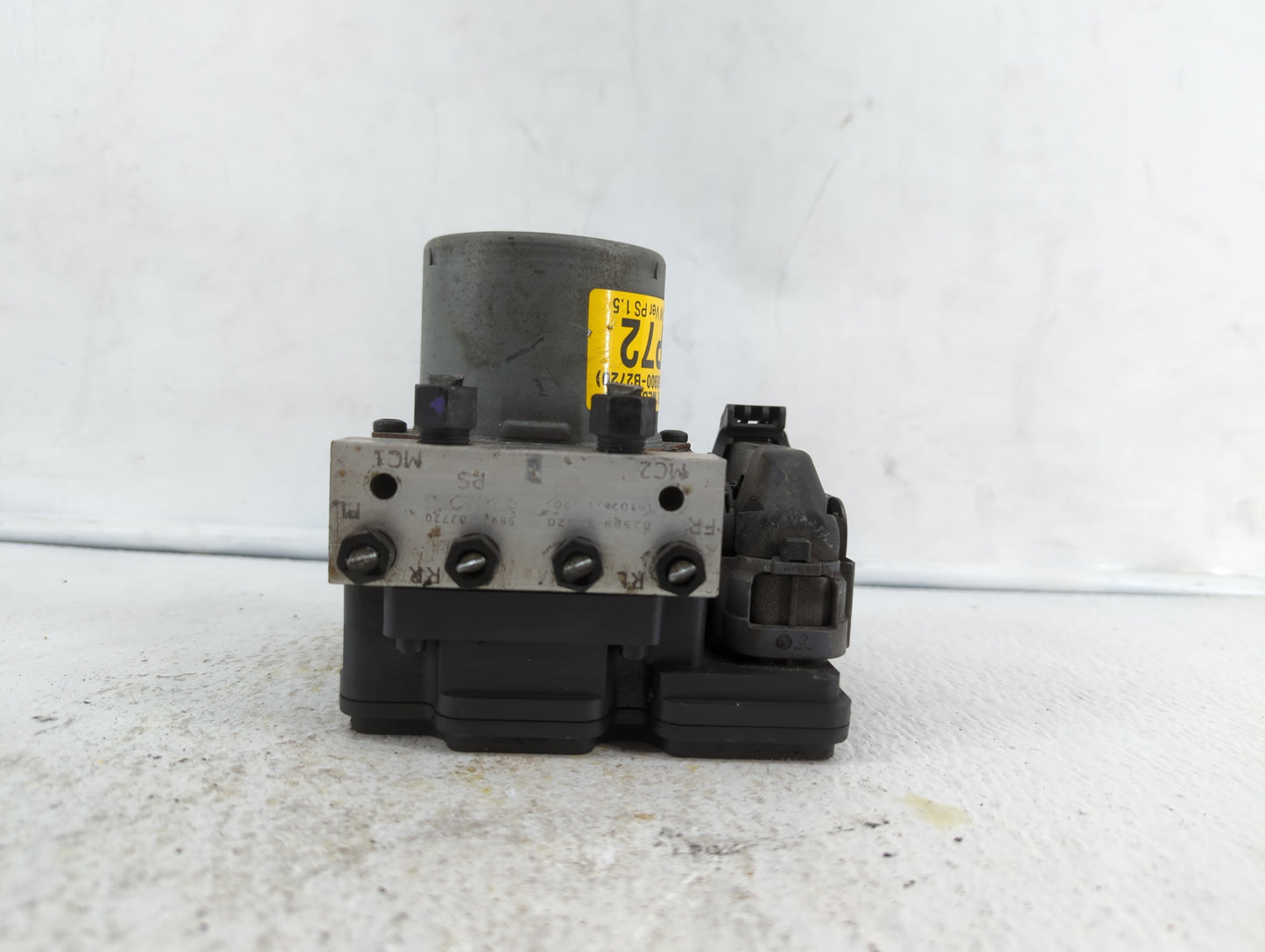 2016 Kia Soul ABS Pump Control Module Replacement P/N:58900-B2720 58920-B2720 Fits OEM Used Auto Parts - Oemusedautoparts1.c