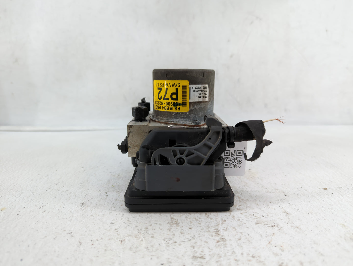 2016 Kia Soul ABS Pump Control Module Replacement P/N:B2589-22520 58900-B2720, 58920-B2720 Fits OEM Used Auto Parts - Oemuse
