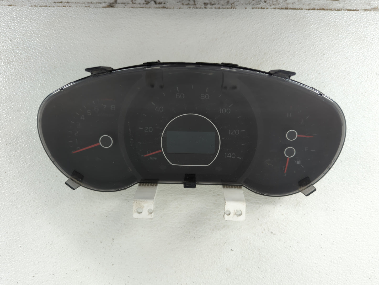 2016 Kia Soul Instrument Cluster Speedometer Gauges P/N:94006-B2630 Fits OEM Used Auto Parts - Oemusedautoparts1.com