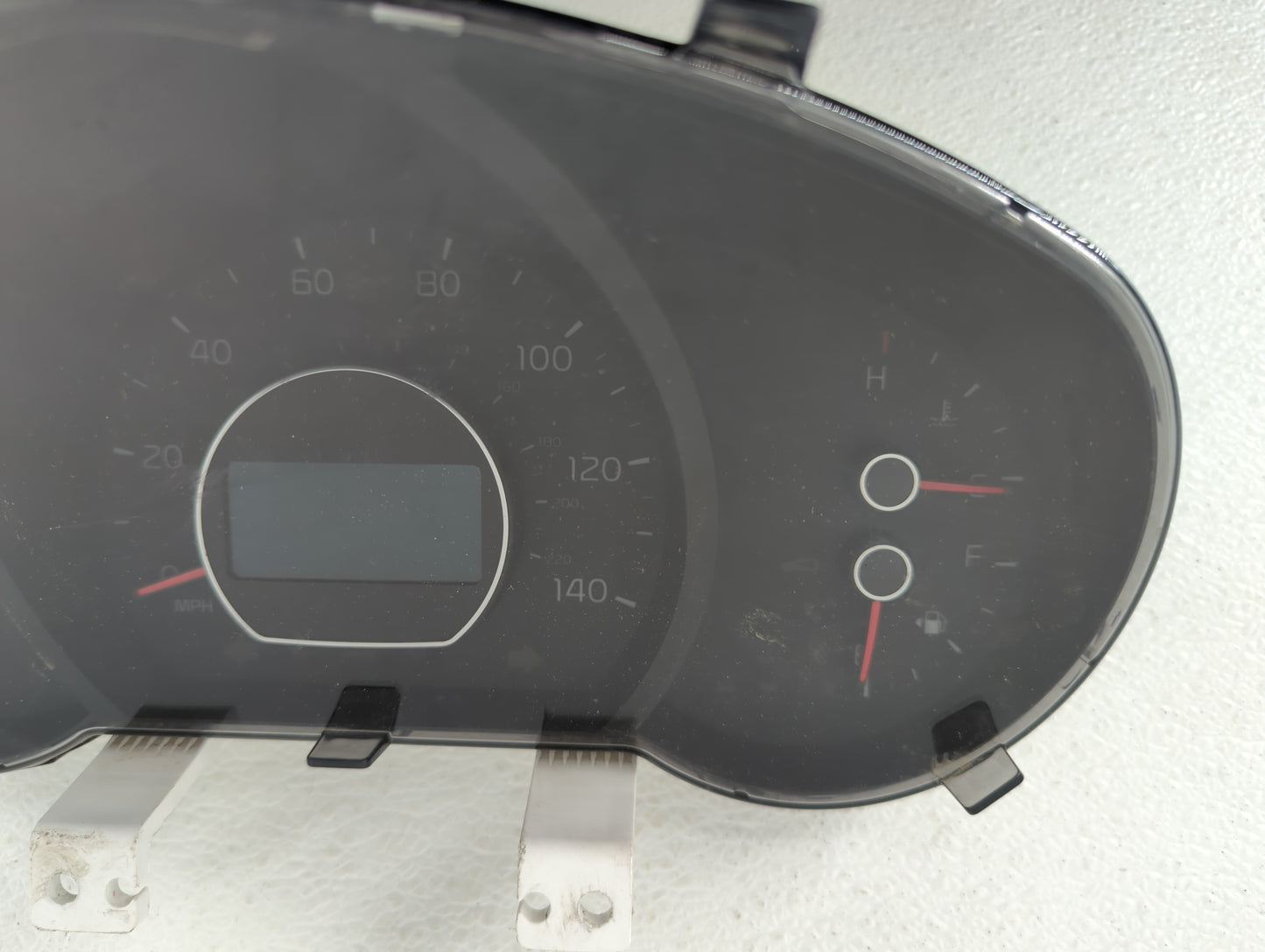 2016 Kia Soul Instrument Cluster Speedometer Gauges P/N:94006-B2630 Fits OEM Used Auto Parts - Oemusedautoparts1.com