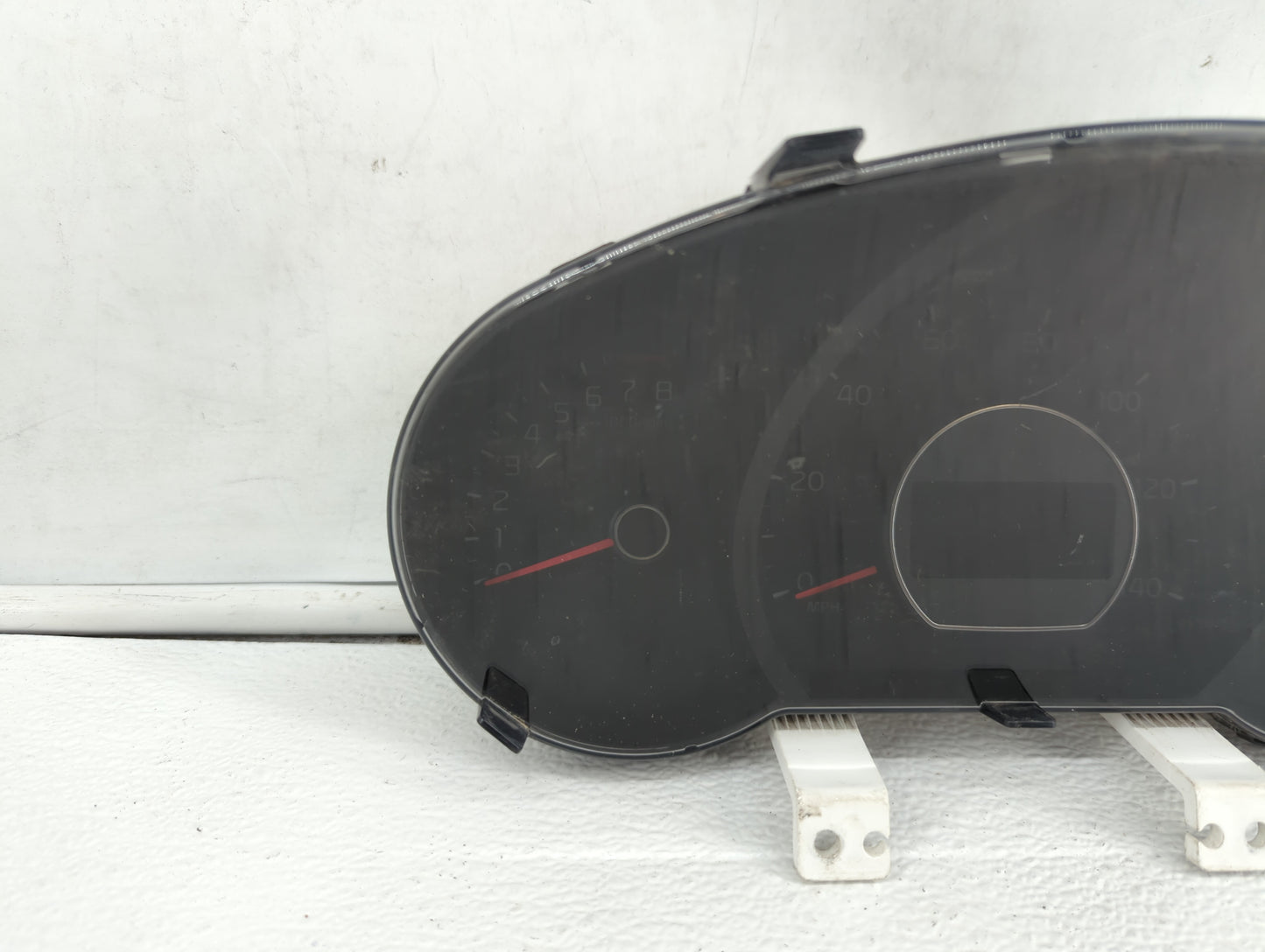 2016 Kia Soul Instrument Cluster Speedometer Gauges P/N:94006-B2600 Fits OEM Used Auto Parts - Oemusedautoparts1.com
