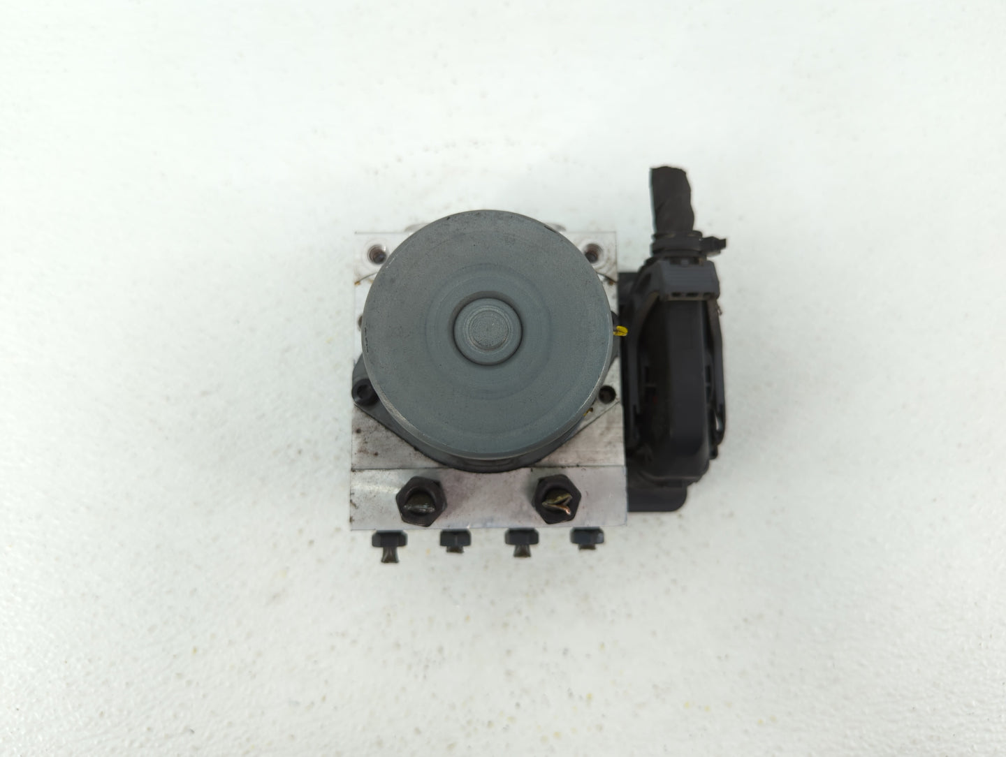 2016 Kia Soul ABS Pump Control Module Replacement P/N:B2589-22520 58900-B2720, 58920-B2720 Fits OEM Used Auto Parts - Oemuse